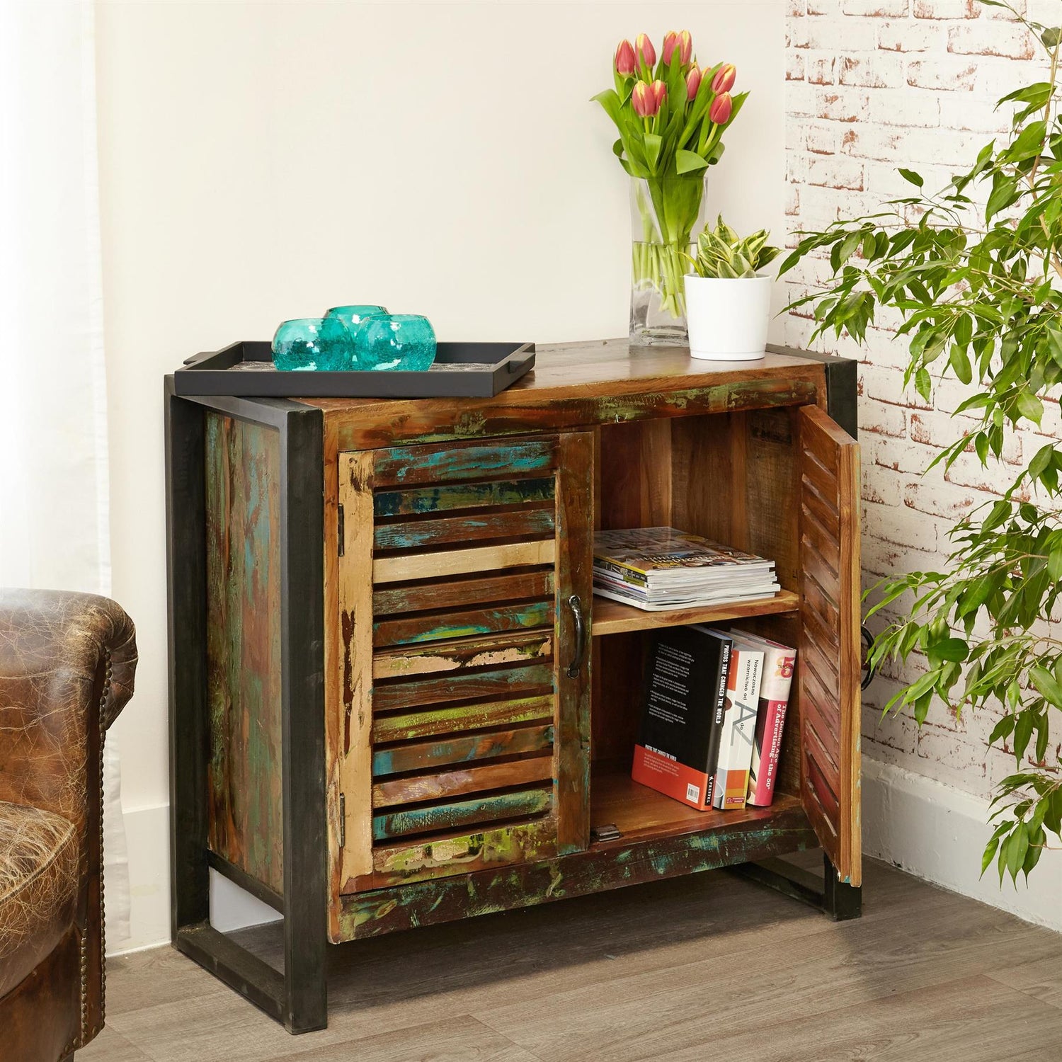 2 Door Small Sideboard - Urban Chic