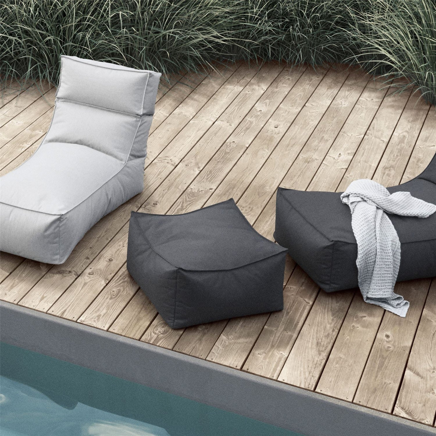 Outdoor Pouf - STAY - Not A Boring Box