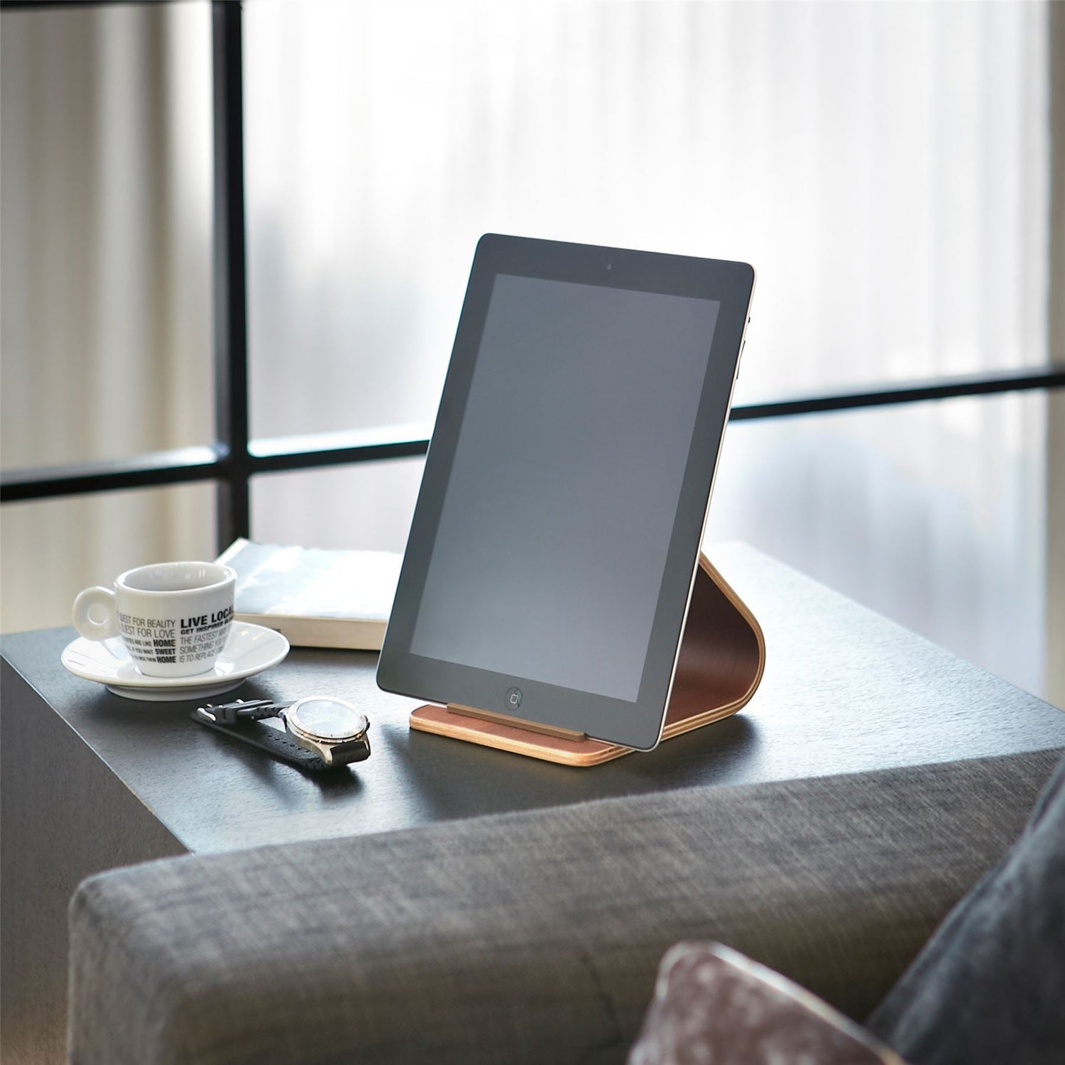 Wooden Ipad / Tablet Stand