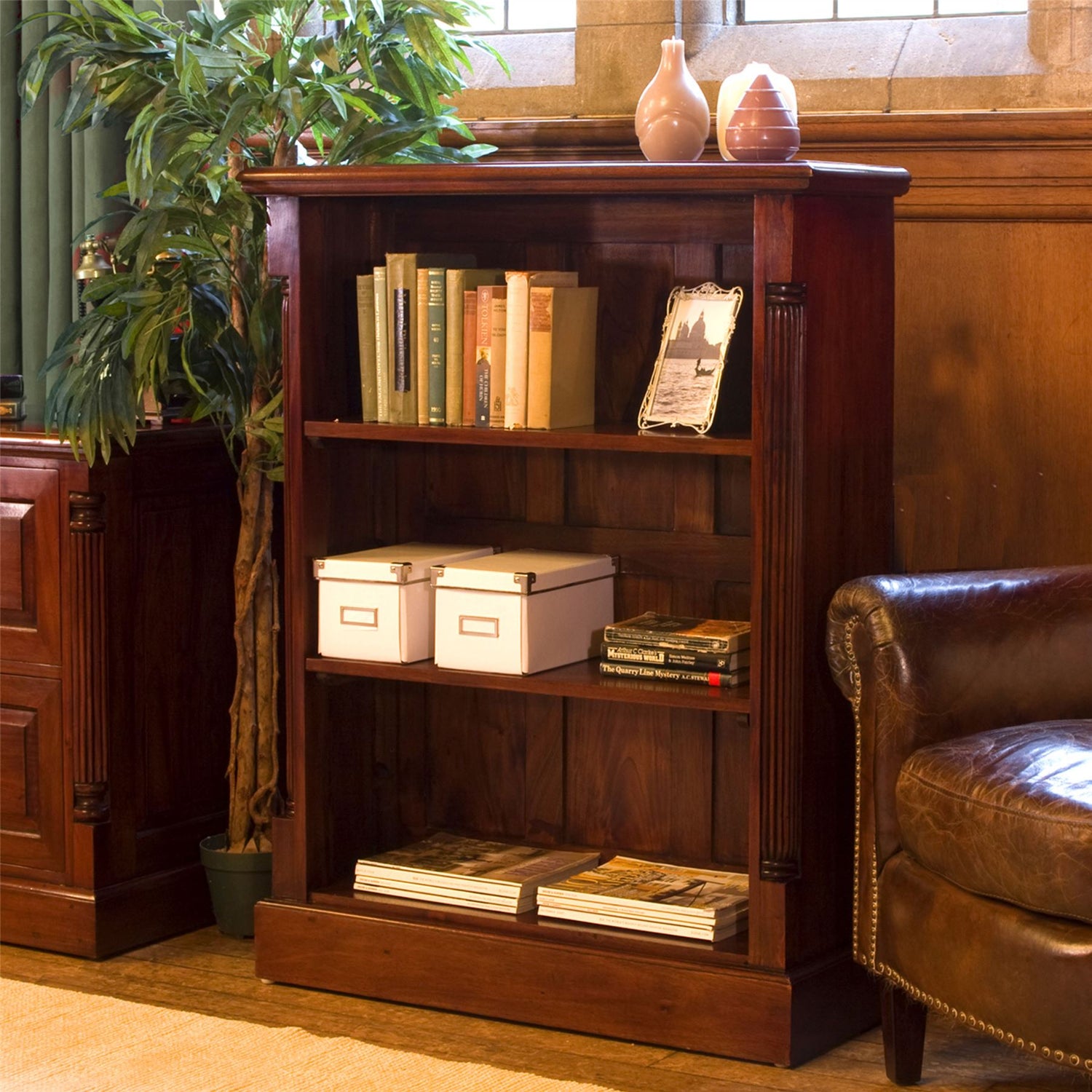 Solid Mahogany Low Open Bookcase - La Roque