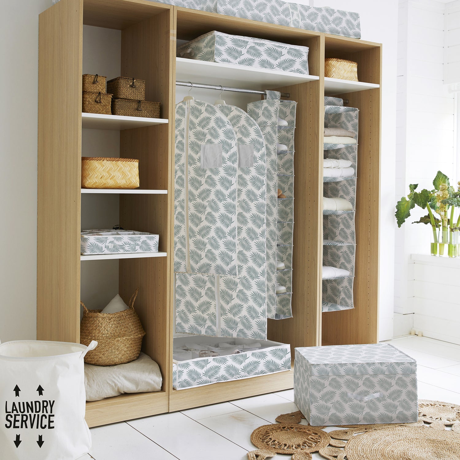 Dress Cover Palma - Not A Boring Box