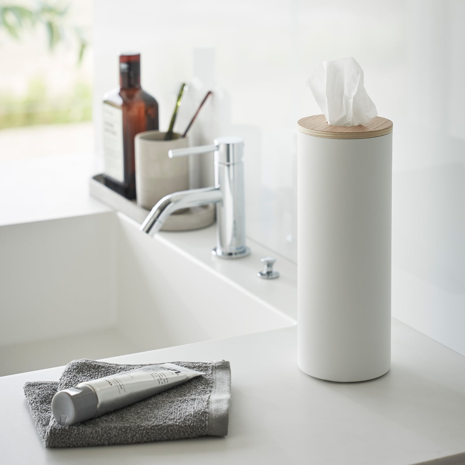 Cylindrical Tissue Dispenser - Not A Boring Box