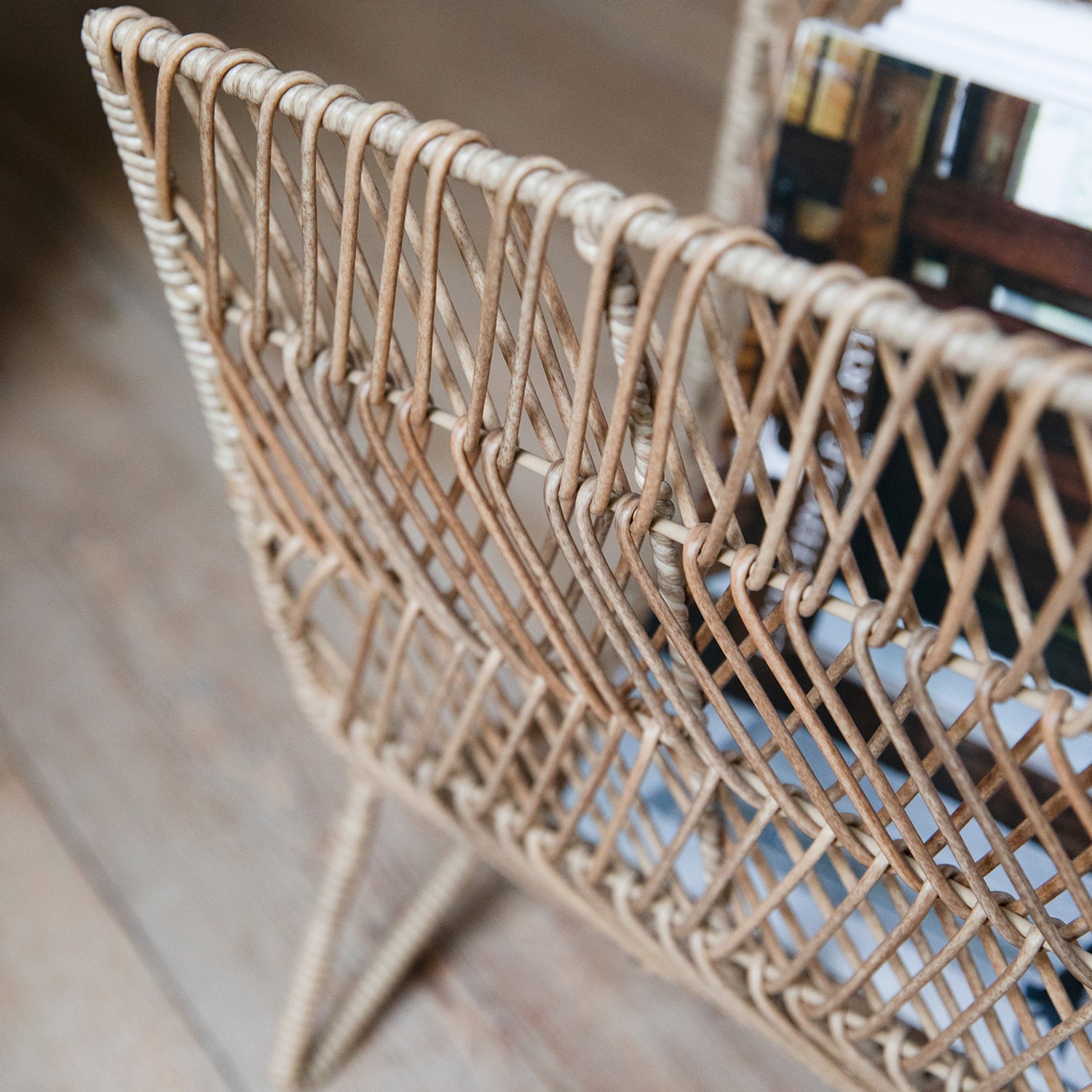 Magazine Rack Hinton - Not A Boring Box