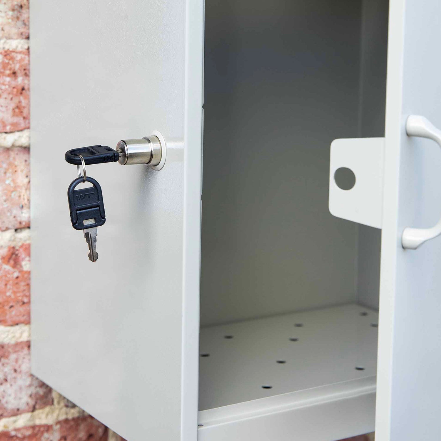 Parcel Box Stowe - Not A Boring Box