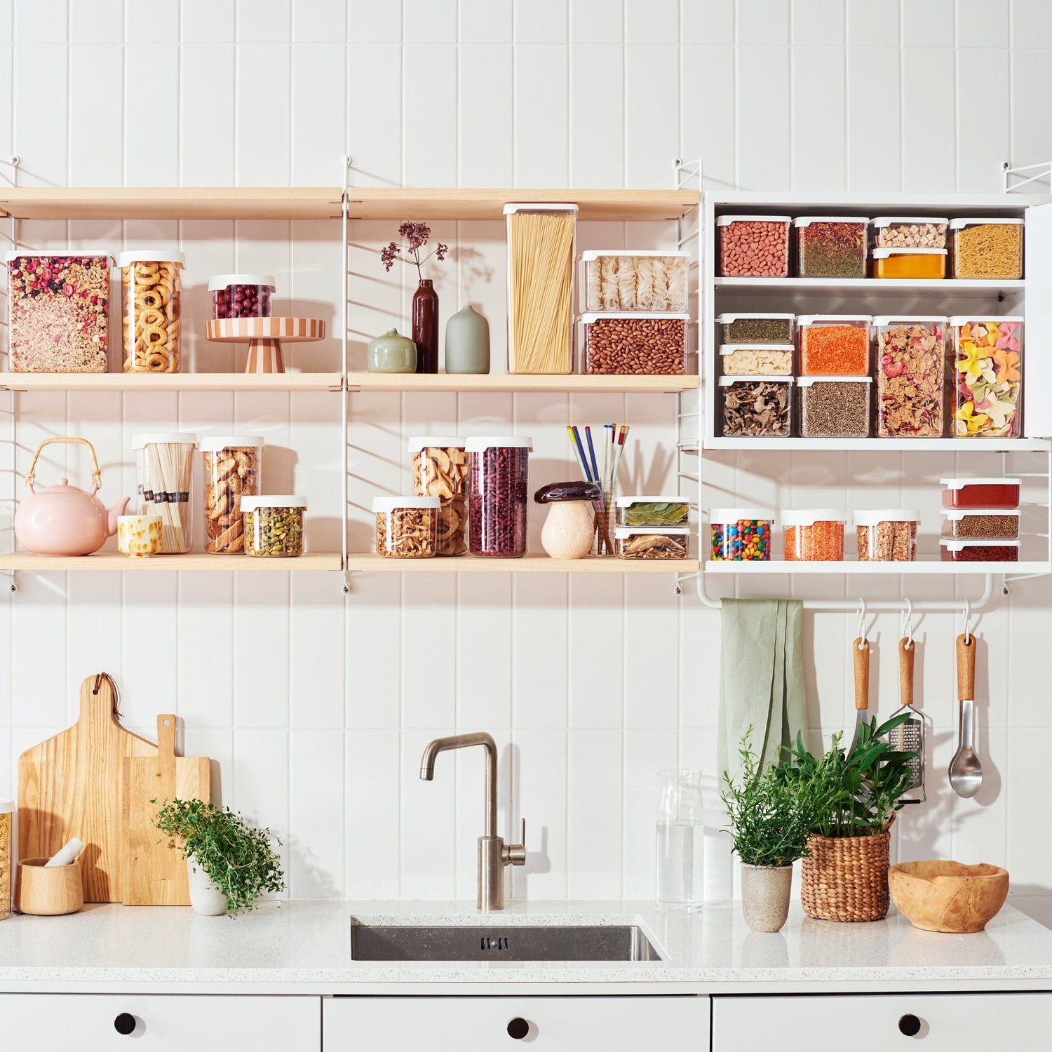 Dried Food Storage Container - 0.75L - Not A Boring Box APFE