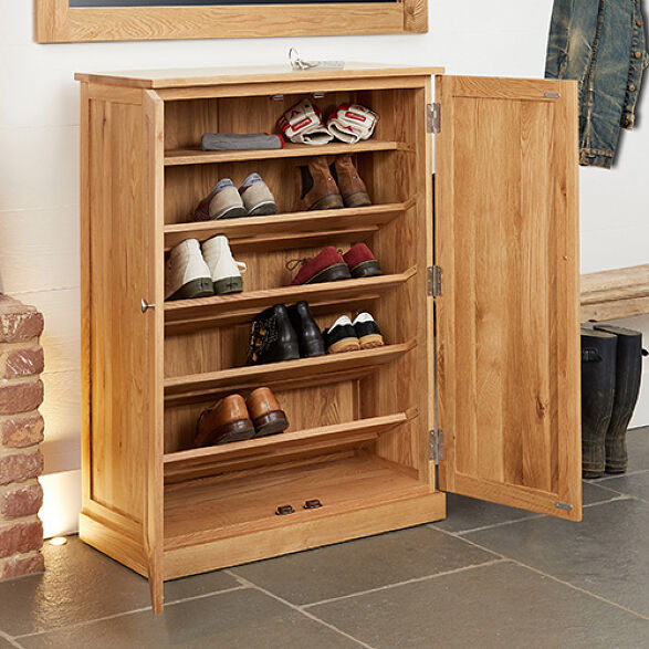 Large Oak Shoe Storage Cupboard - Mobel