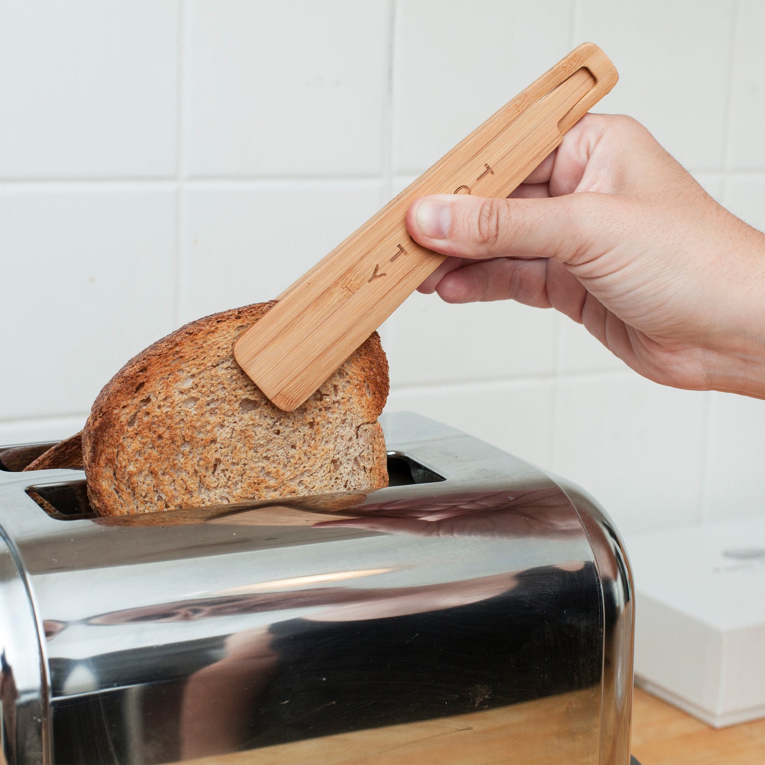 Bamboo Toasty Tongs