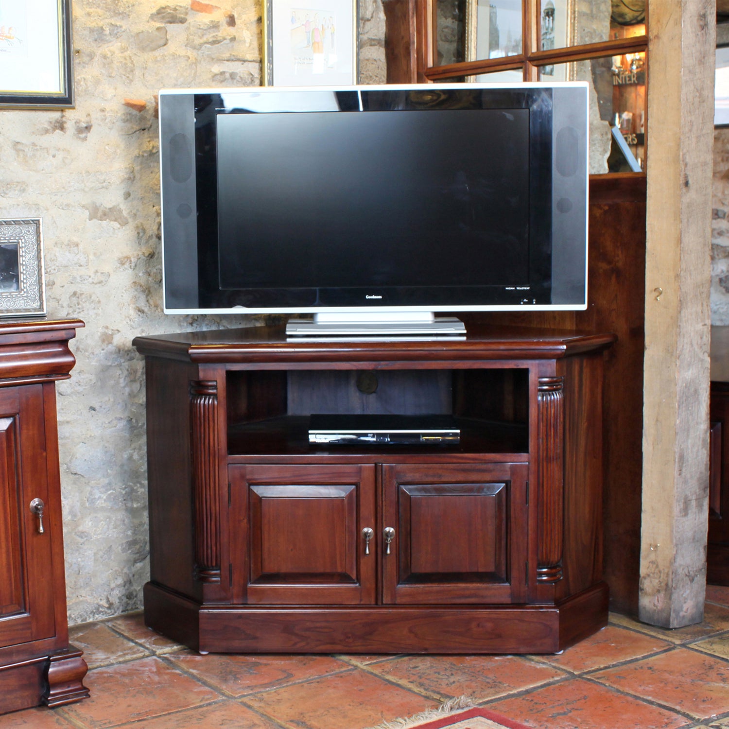 Corner Tv Cabinet La Roque - Not A Boring Box