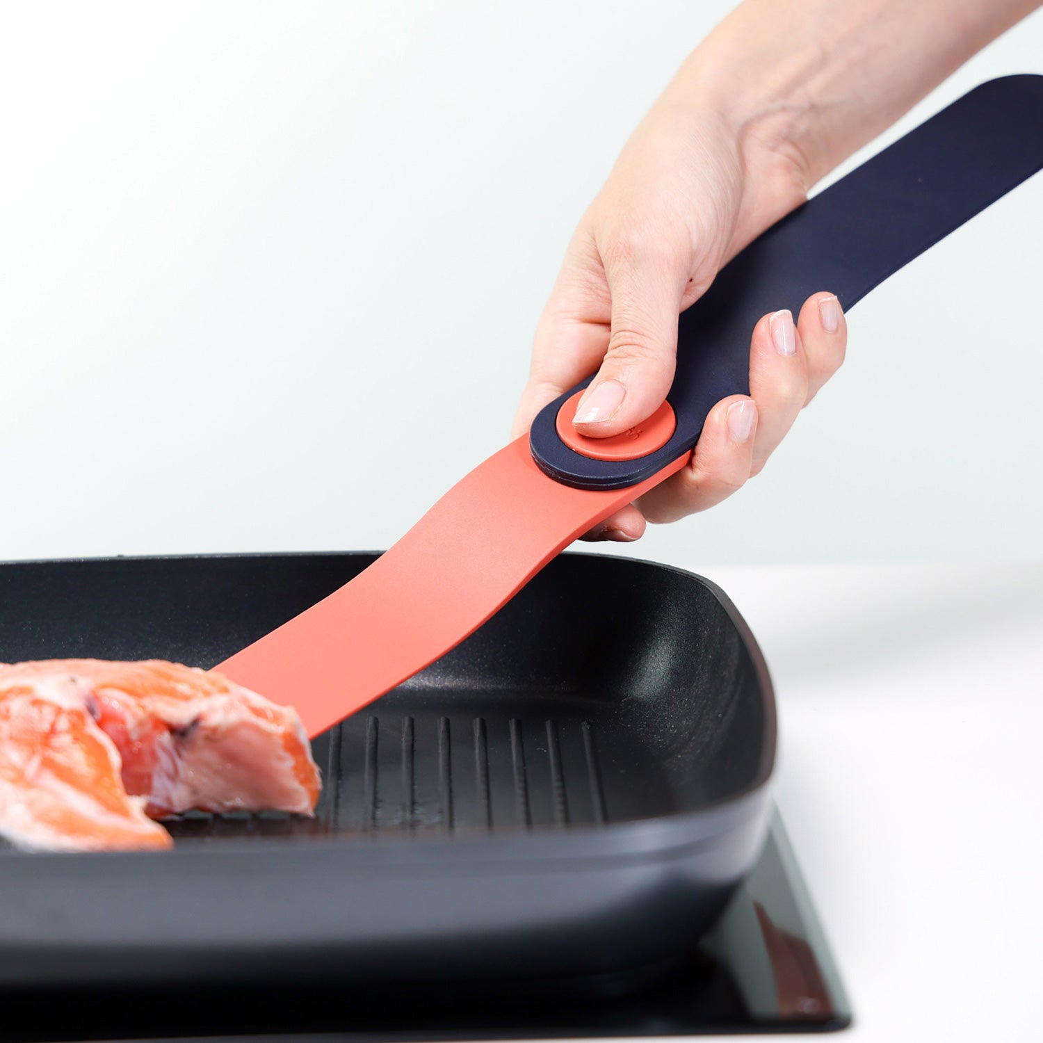 Twist Spatula And Food Tongs - Not A Boring Box