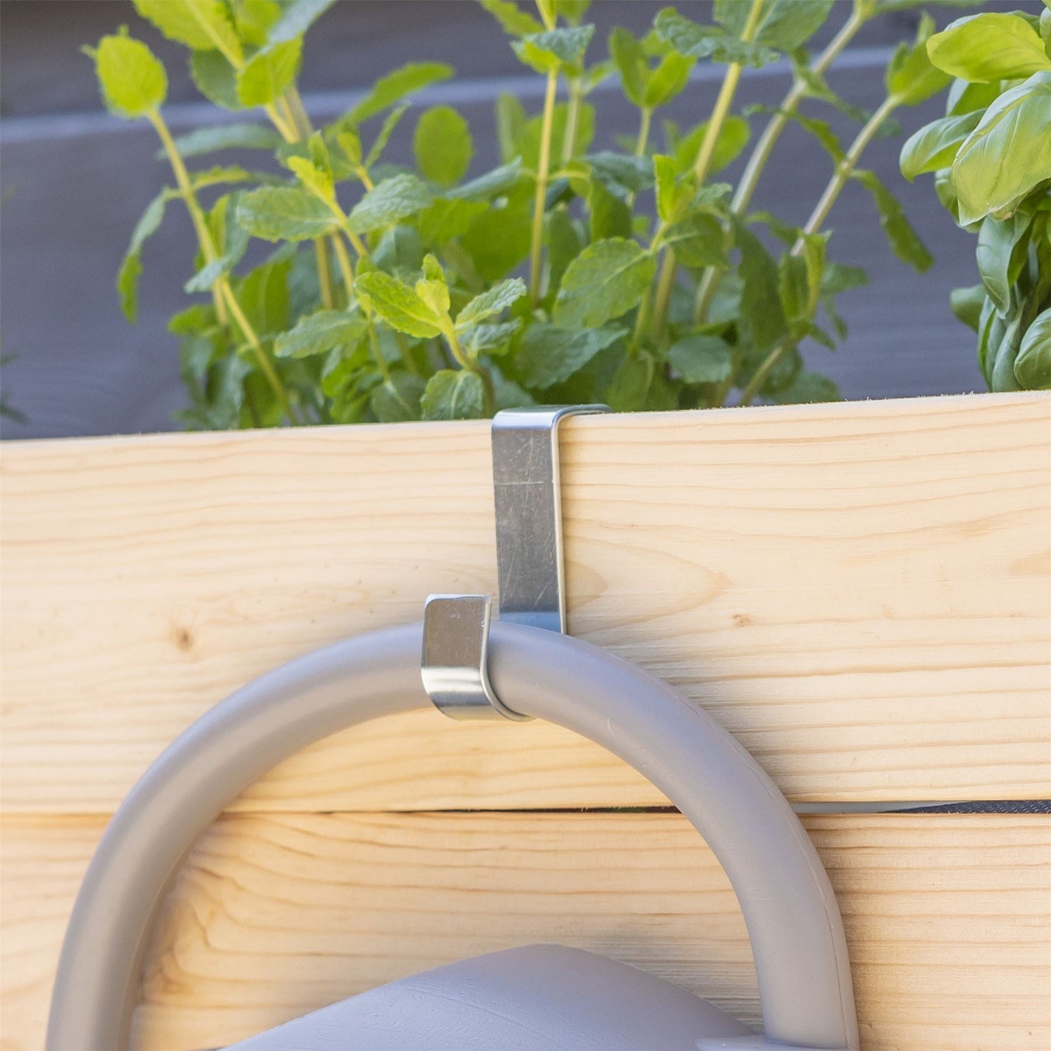 Single Hook for Raised Flower Bed