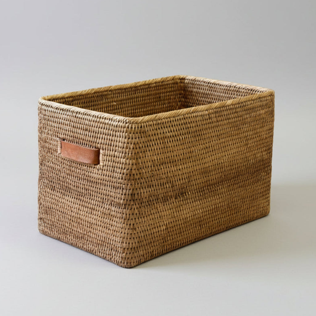 Large Weave baseket with leather handle