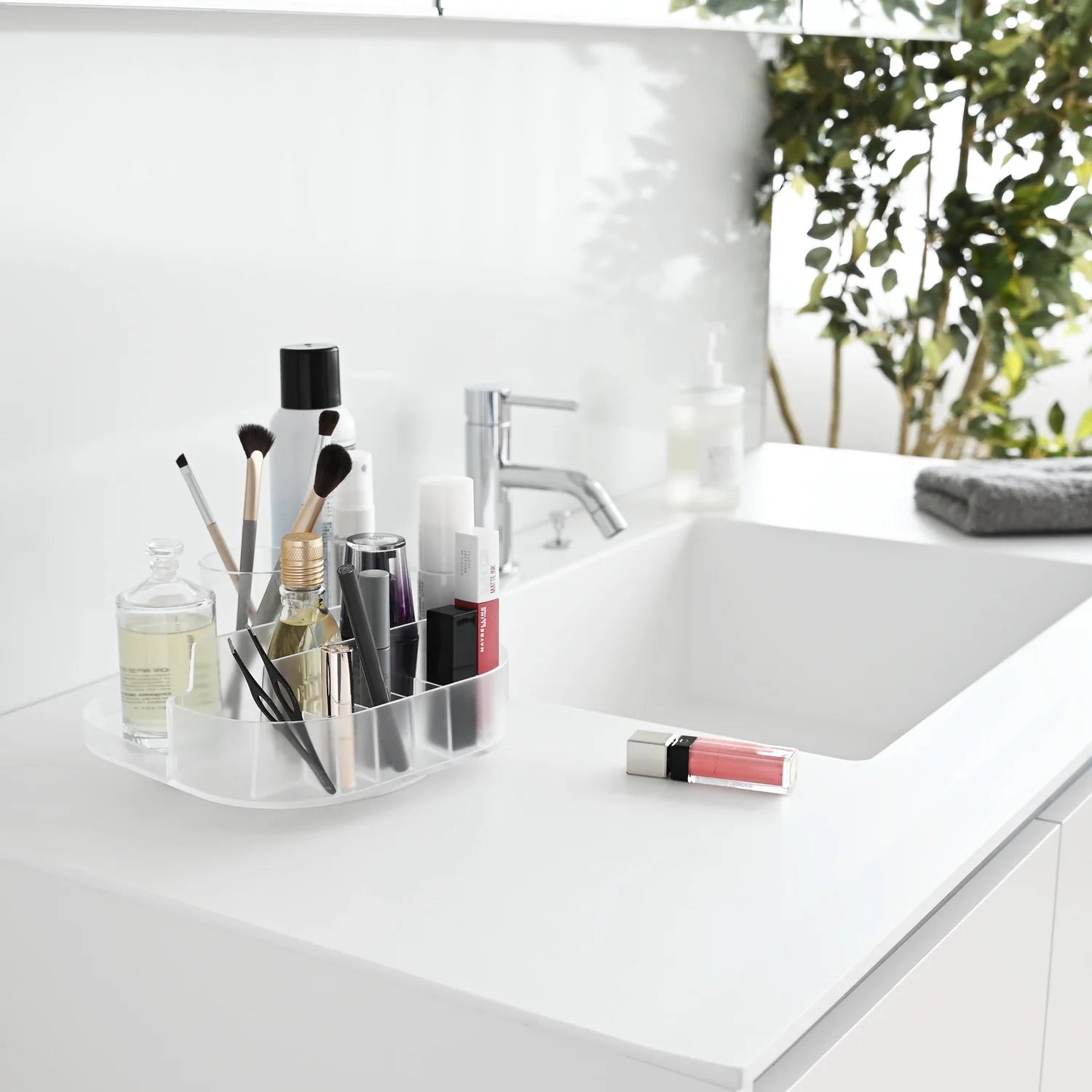 Slim Rotating Makeup & Cosmetics Caddy