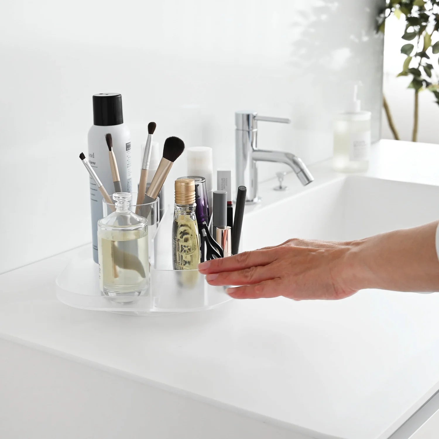 Slim Rotating Makeup & Cosmetics Caddy