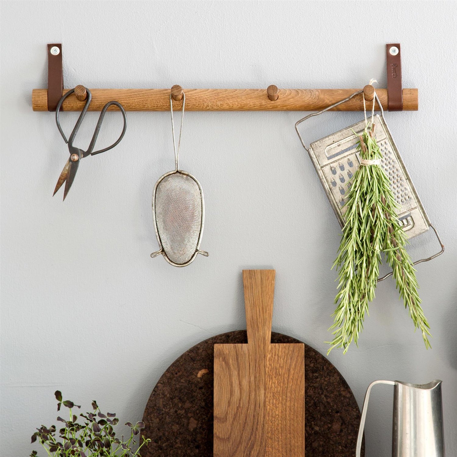 4 Hook Storage Rack - Oiled Oak and Leather