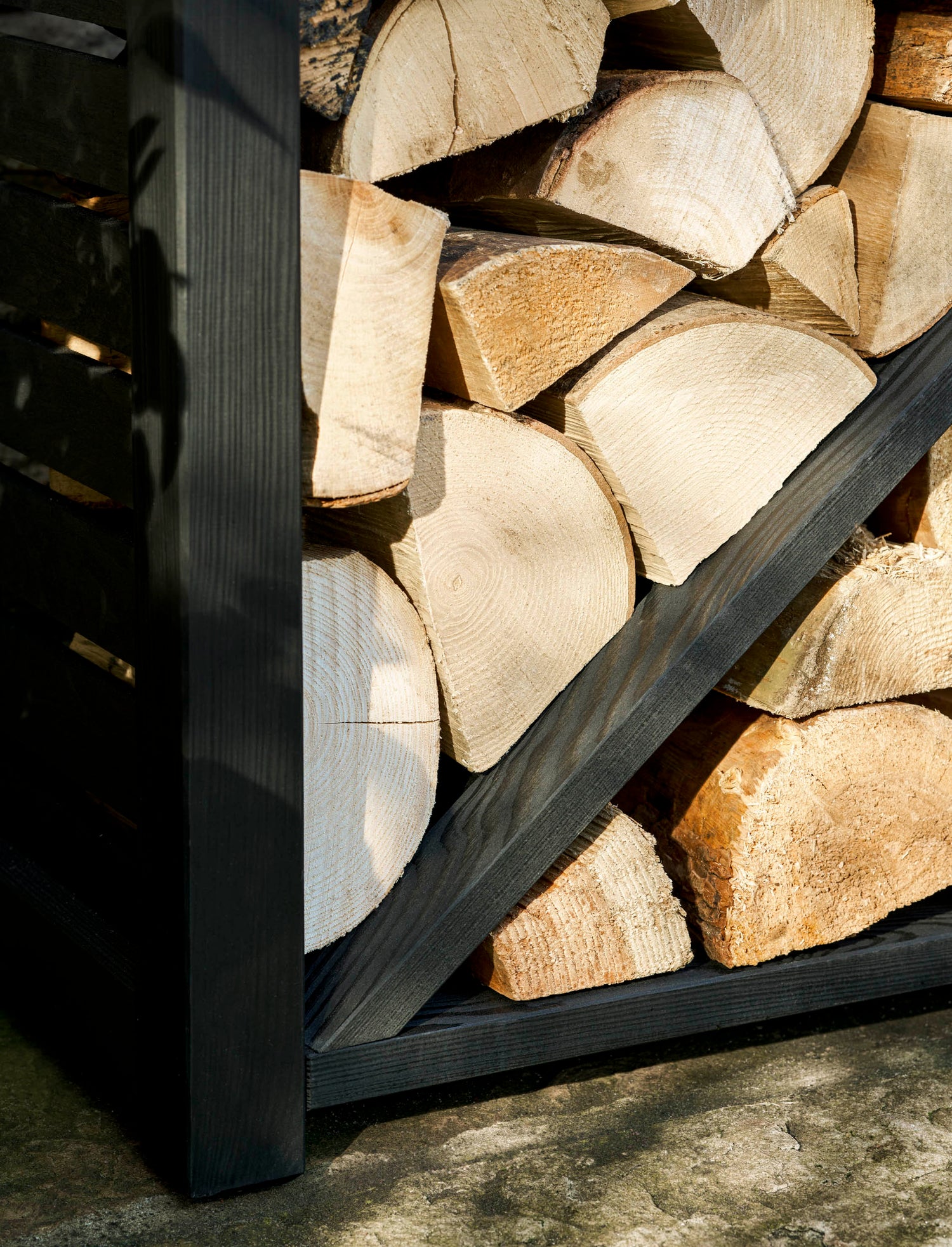 Moreton Cross Log Store