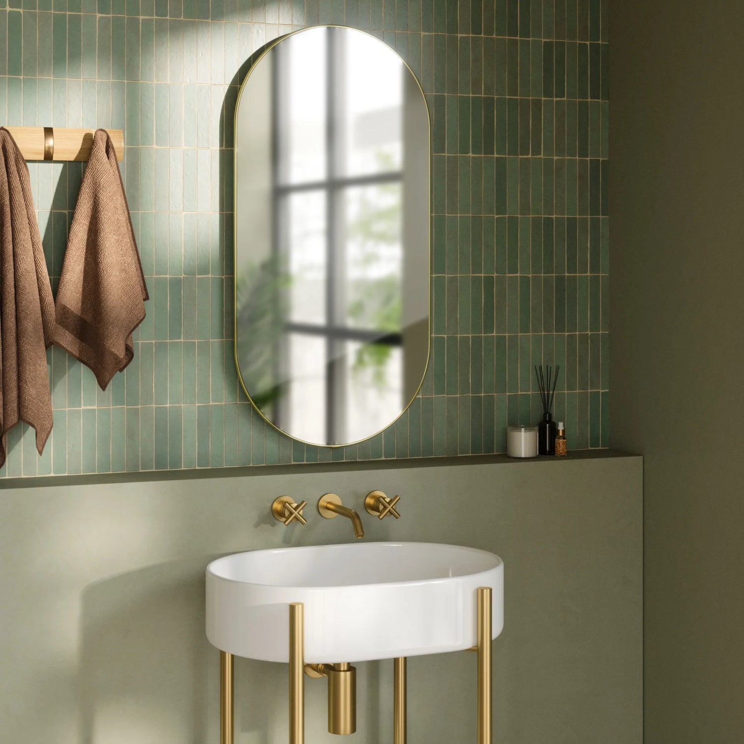 Umbra Hubba Pill Mirror - Brass