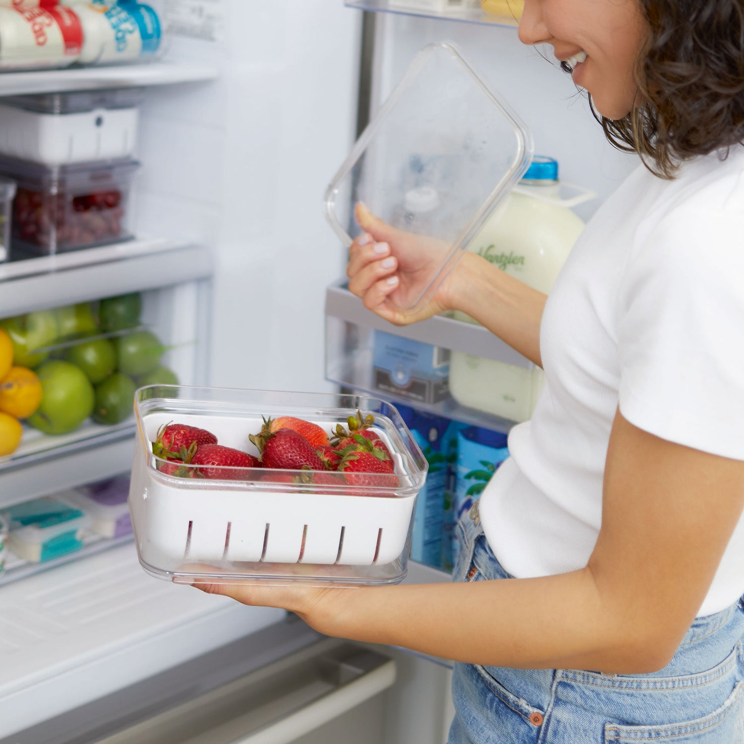 Fruit and Vegetable Storage Container- Crisp