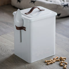 Pet Food Storage Bin With Scoop Medium