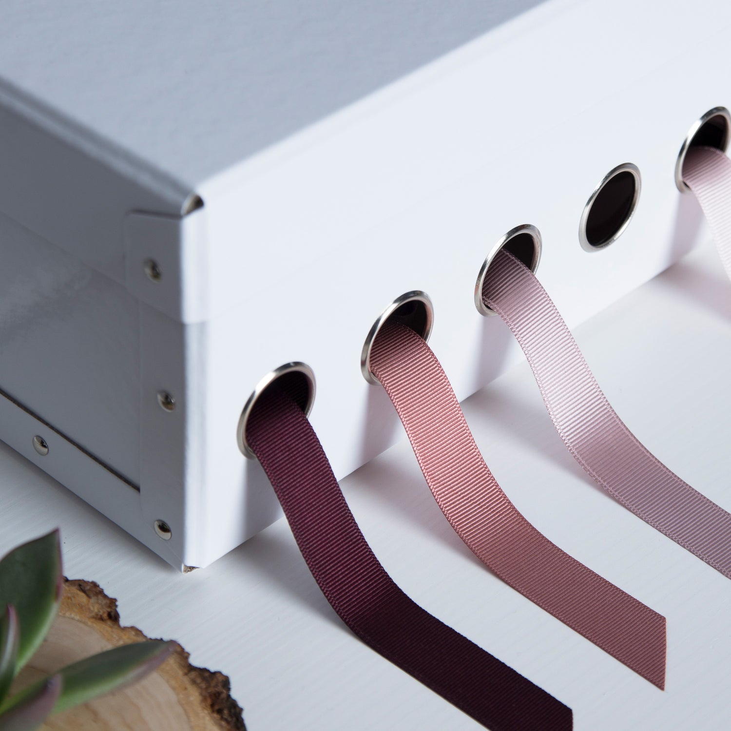 ribbon dispenser box