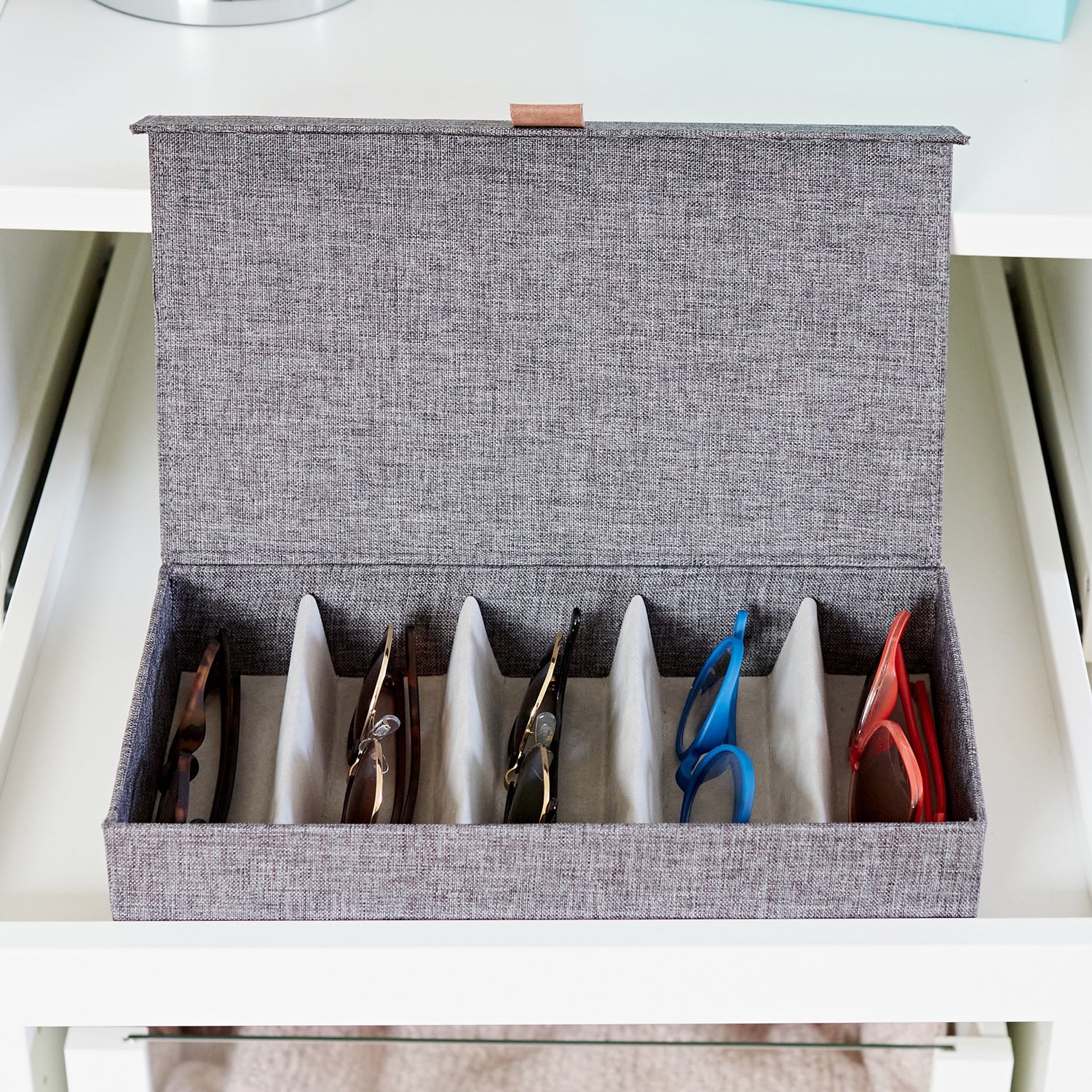 glasses storage box