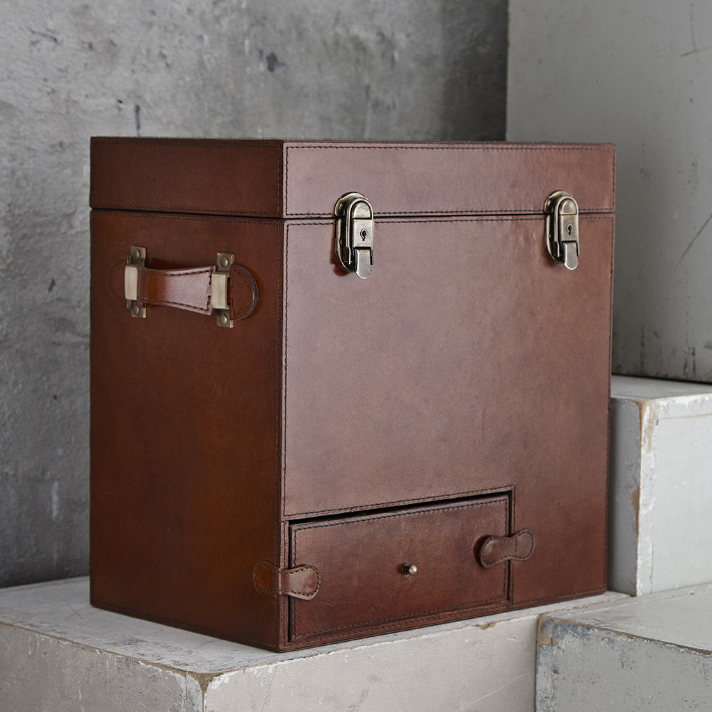 Leather Drinks Box With Cups